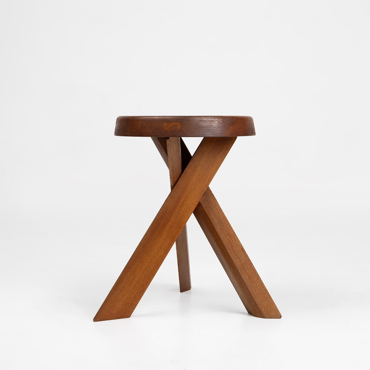 Iconic Pierre Chapo model S31 stool in elm wood, France 1974thumbnail